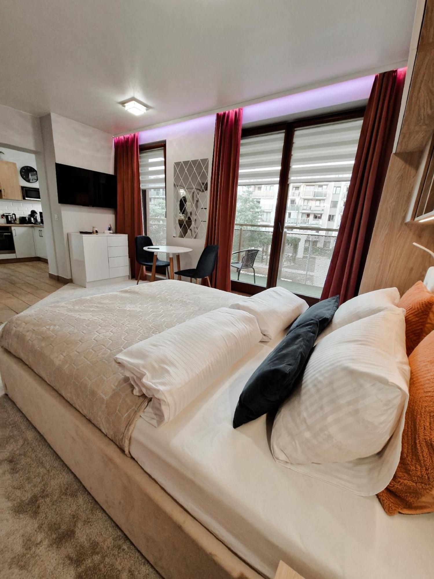 Green Terrace Centrum Apartment Vratislav Exteriér fotografie