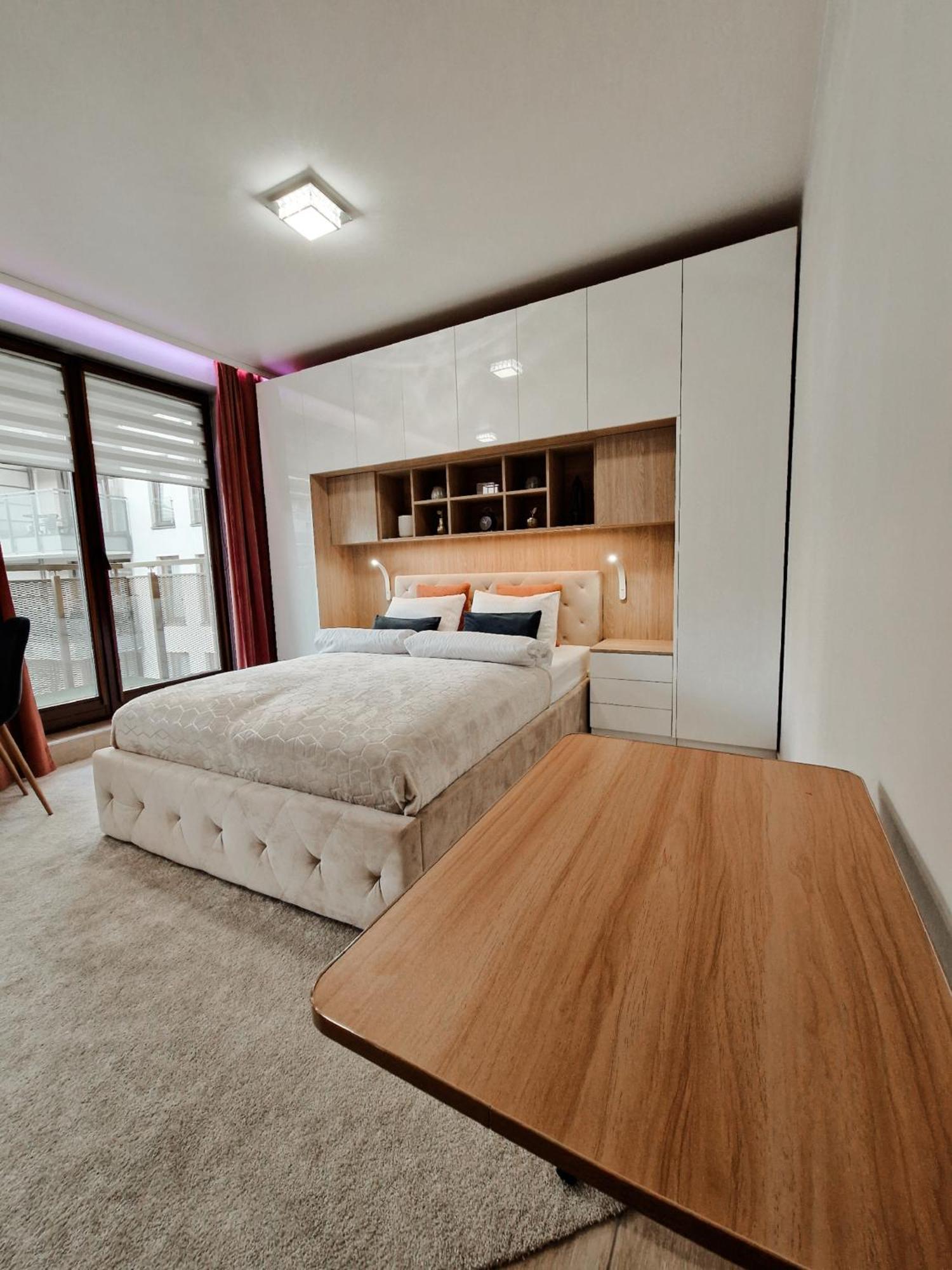 Green Terrace Centrum Apartment Vratislav Exteriér fotografie